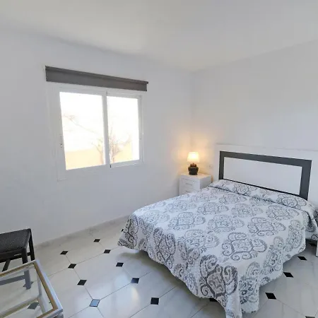 Romani Tatil Evi *